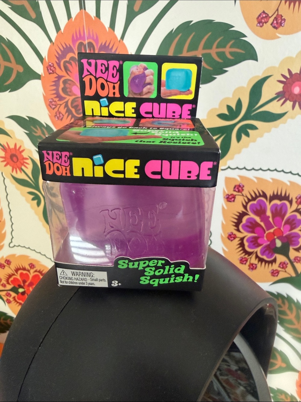 Nice Cube Squishy Toy - Purple